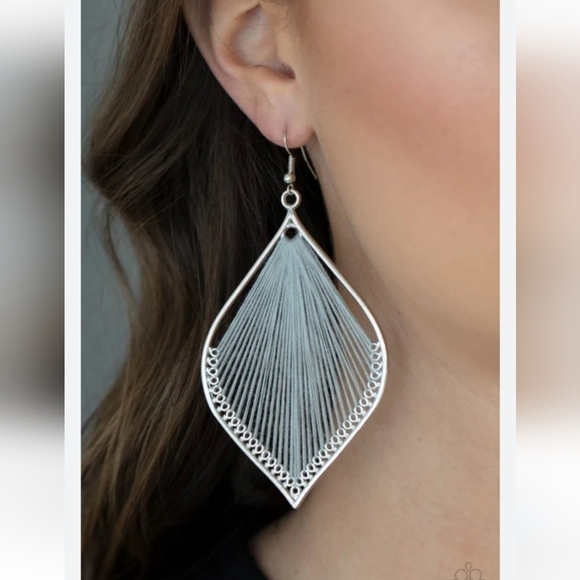 Silk Teardrop Woven Thread Statement Earrings Two Tone Blue and Silver NWT - Picture 2 of 4